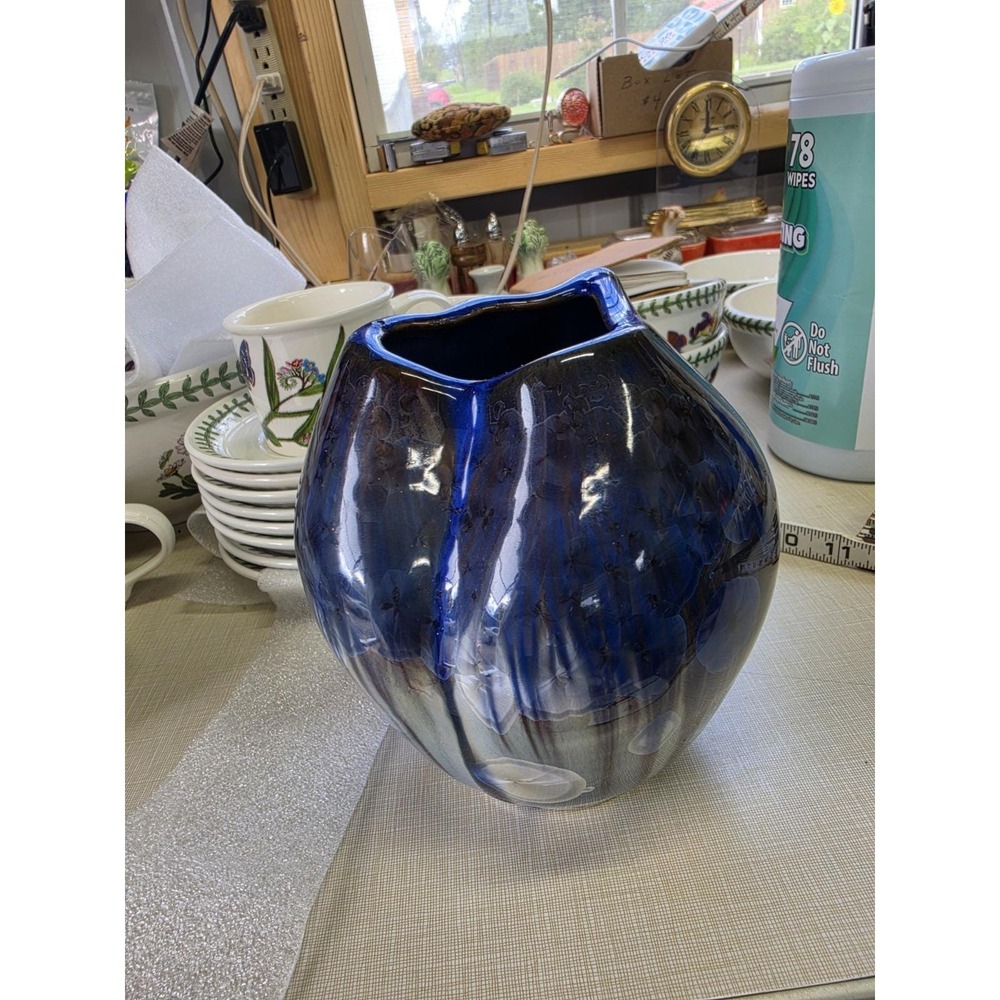 BILL CAMPBELL 7" Ink Blue Crystalline Glaze Signed Vase Beautiful Condition